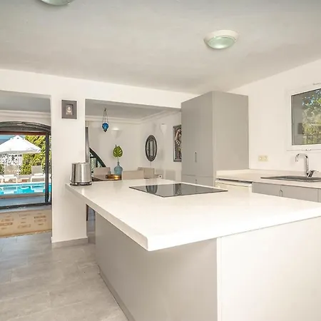 Leila Private Pool Αλικαρνασσός