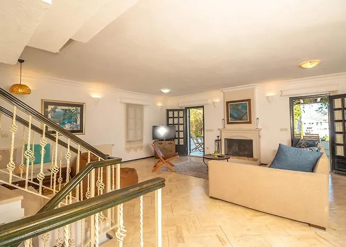 Leila Private Pool *